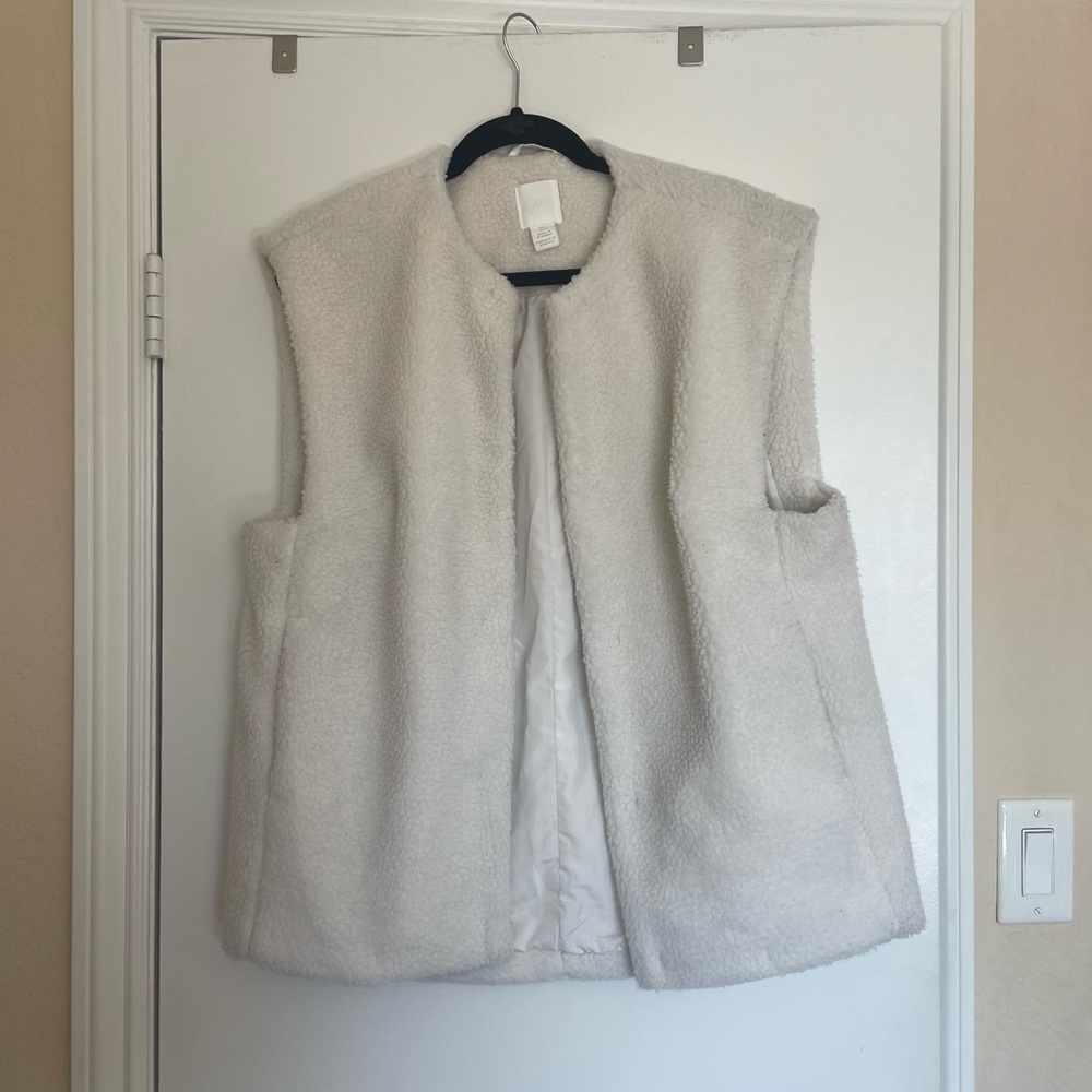 SHERPA VEST
